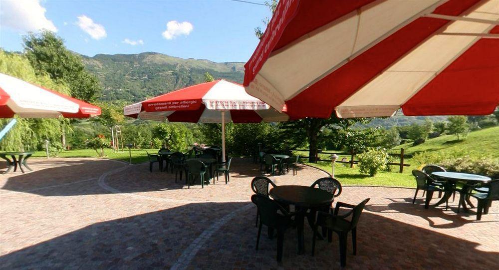 Hotel Comtes De Challant Albergo Etico Valle D'Aosta Fenis Exterior photo